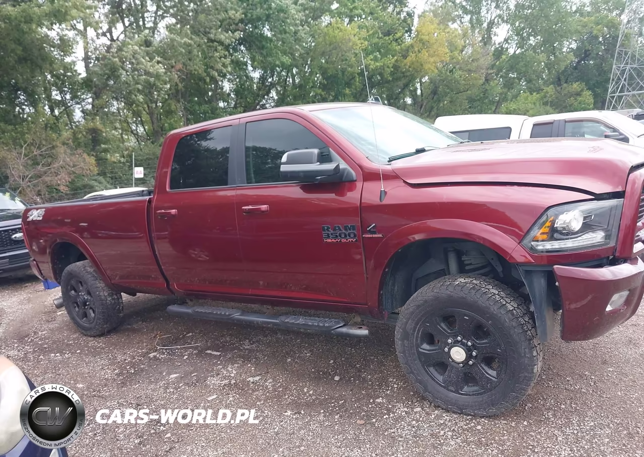 2018 Ram 3500 Laramie 4X4 8' Box VIN:3C63R3JL5JG310999 - 15