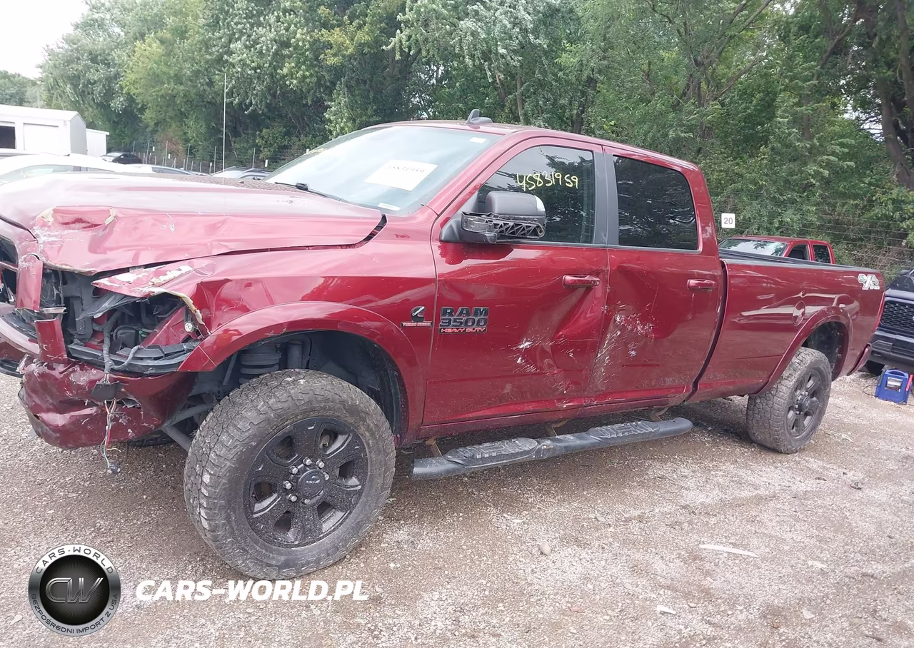 2018 Ram 3500 Laramie 4X4 8' Box VIN:3C63R3JL5JG310999 - 16