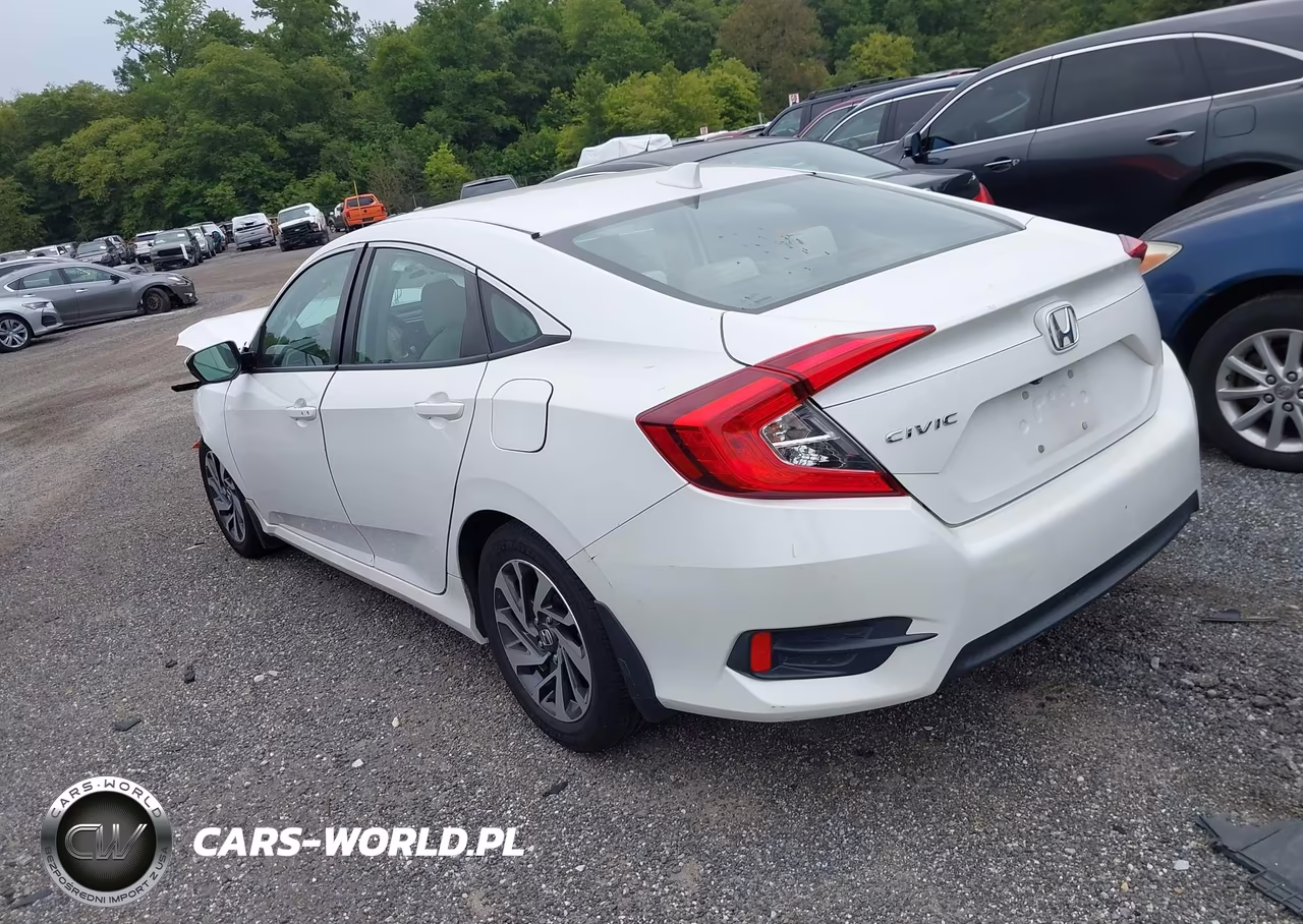 2018 Honda Civic Ex VIN:2HGFC2F77JH522205 - 3