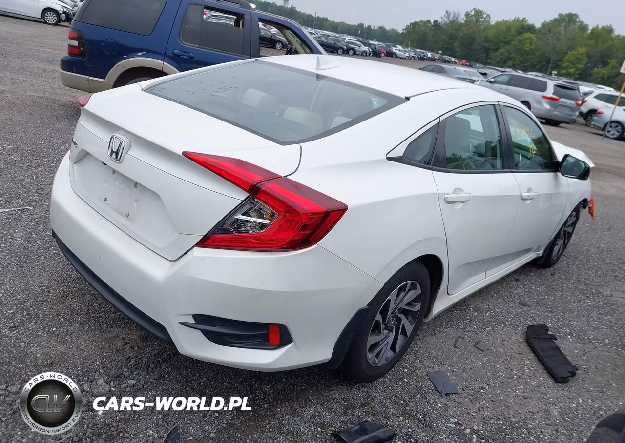 2018 Honda Civic Ex VIN:2HGFC2F77JH522205 - 4