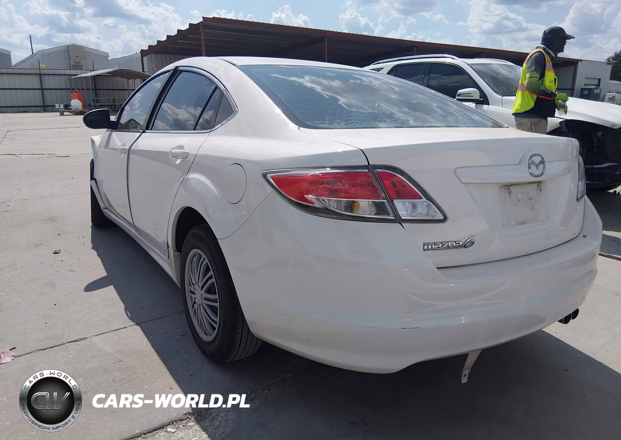 2009 Mazda Mazda6 I Sport VIN:1YVHP81AX95M41472 - 3