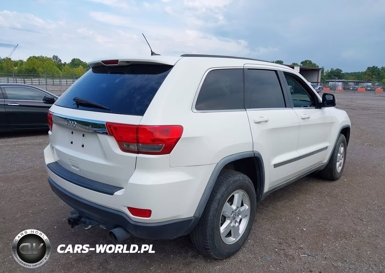2012 Jeep Grand Cherokee Laredo VIN:1C4RJFAG3CC175929 - 4