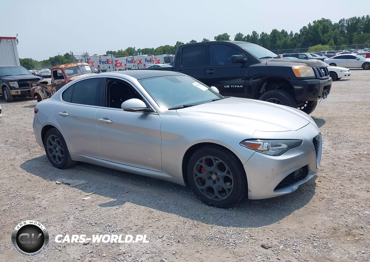2017 Alfa Romeo Giulia Awd