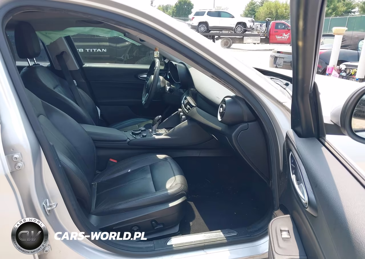 2017 Alfa Romeo Giulia Awd VIN:ZARFAEDN4H7545881 - 5