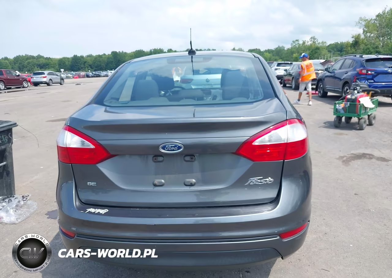 2016 Ford Fiesta Se VIN:3FADP4BJXGM130312 - 17