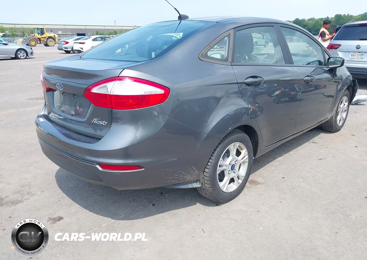 2016 Ford Fiesta Se VIN:3FADP4BJXGM130312 - 4