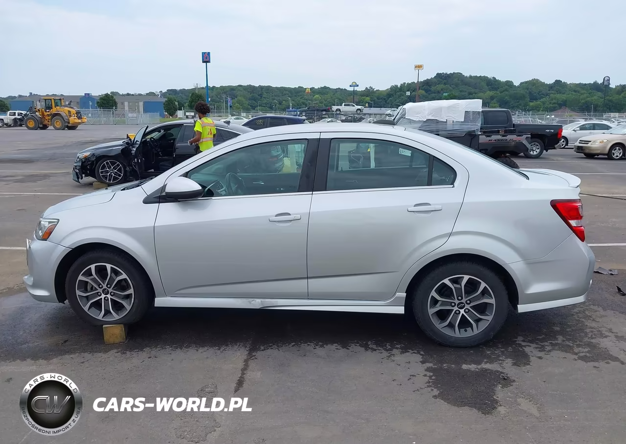 2018 Chevrolet Sonic Lt Auto VIN:1G1JD5SH0J4122109 - 14