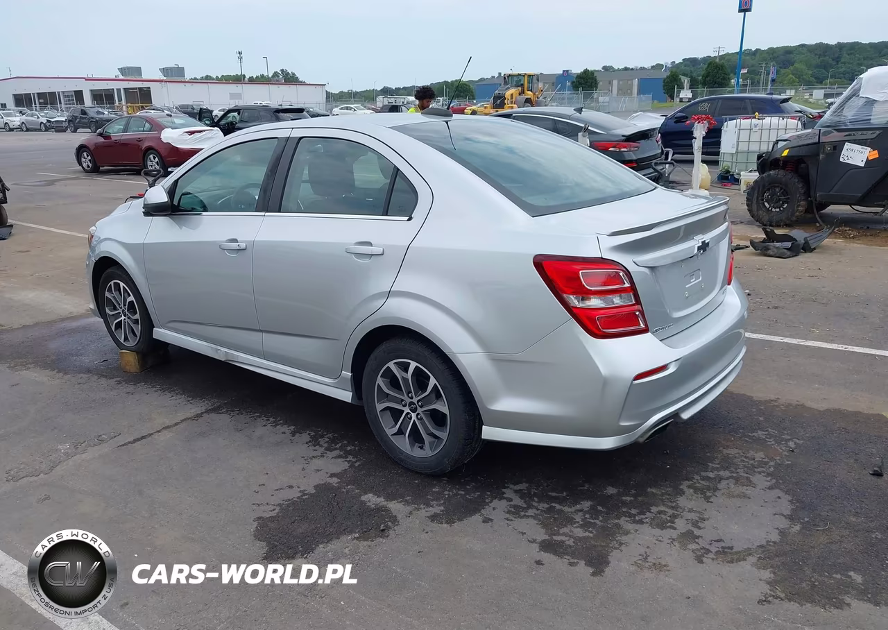 2018 Chevrolet Sonic Lt Auto VIN:1G1JD5SH0J4122109 - 3