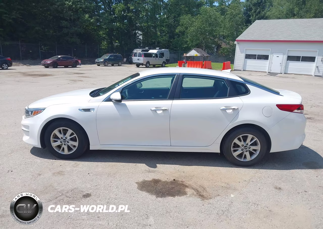 2018 Kia Optima Lx VIN:KNAGT4L39J5235985 - 14