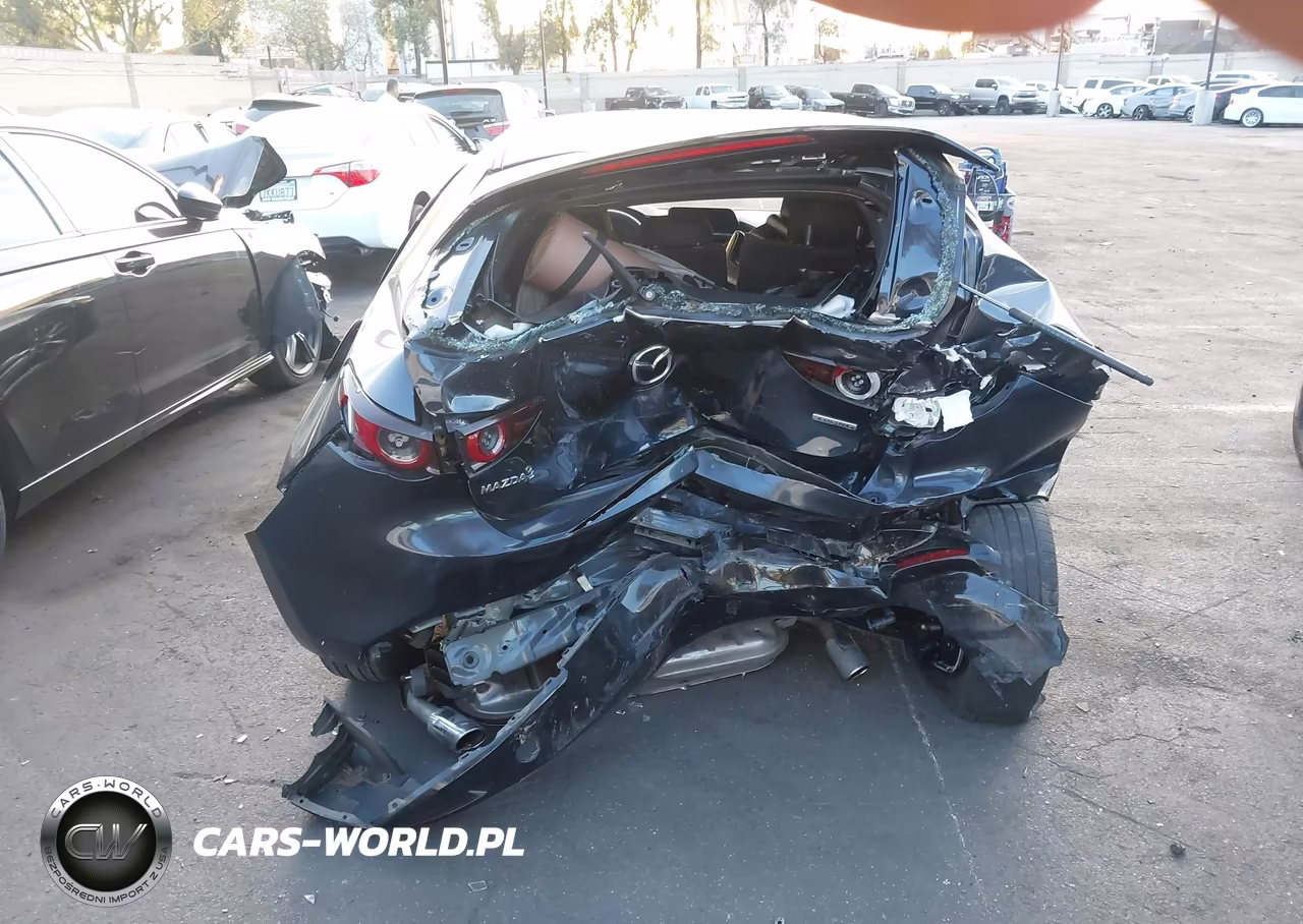2021 Mazda Mazda3 2.5 S VIN:JM1BPAJL2M1305700 - 17