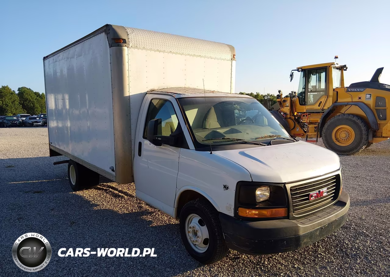 2015 Chevrolet Express Cutaway 3500 – zdjęcie 1 z 15