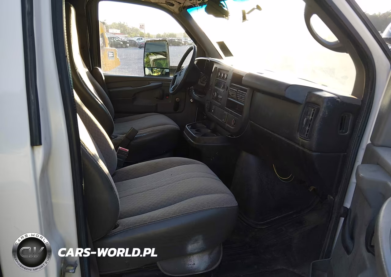 2015 Chevrolet Express Cutaway 3500 VIN:1GB3G3CGXF1118339 - 6