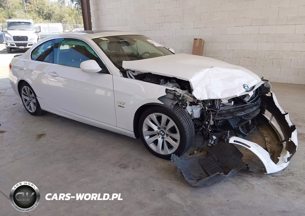 2013 BMW 328I xDrive – zdjęcie 1 z 16