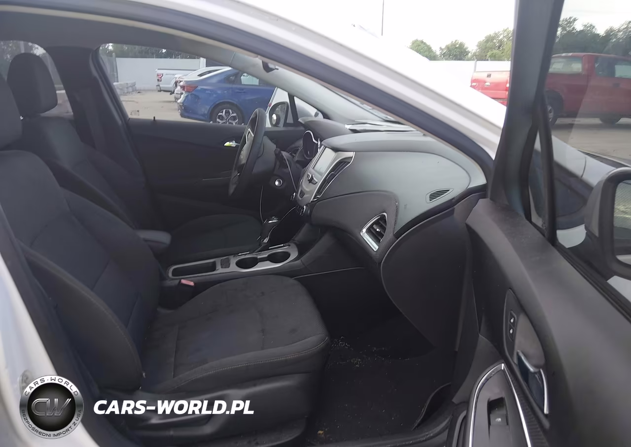 2017 Chevrolet Cruze Ls Auto VIN:1G1BC5SM6H7121348 - 5