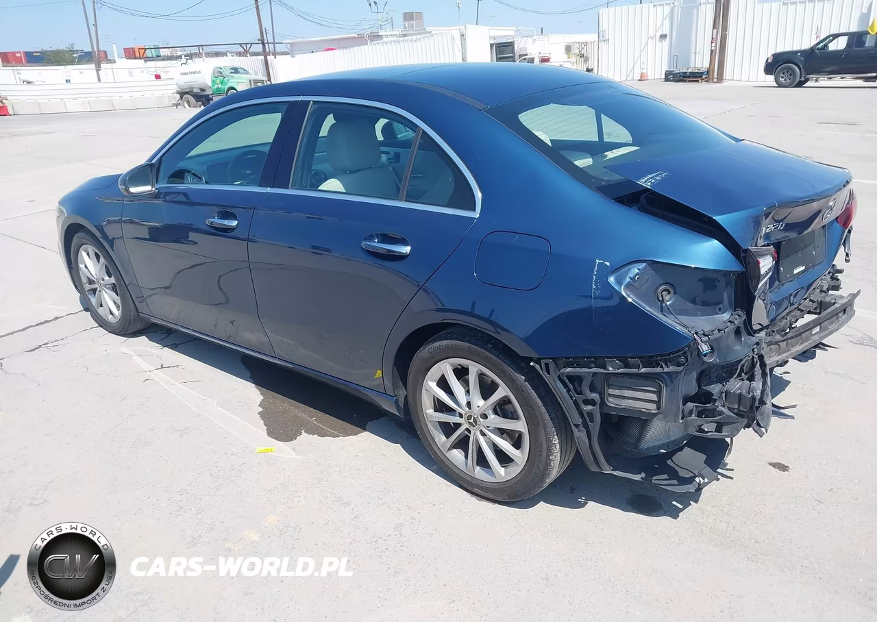 2019 Mercedes-Benz A 220 VIN:WDD3G4EB5KW027324 - 3