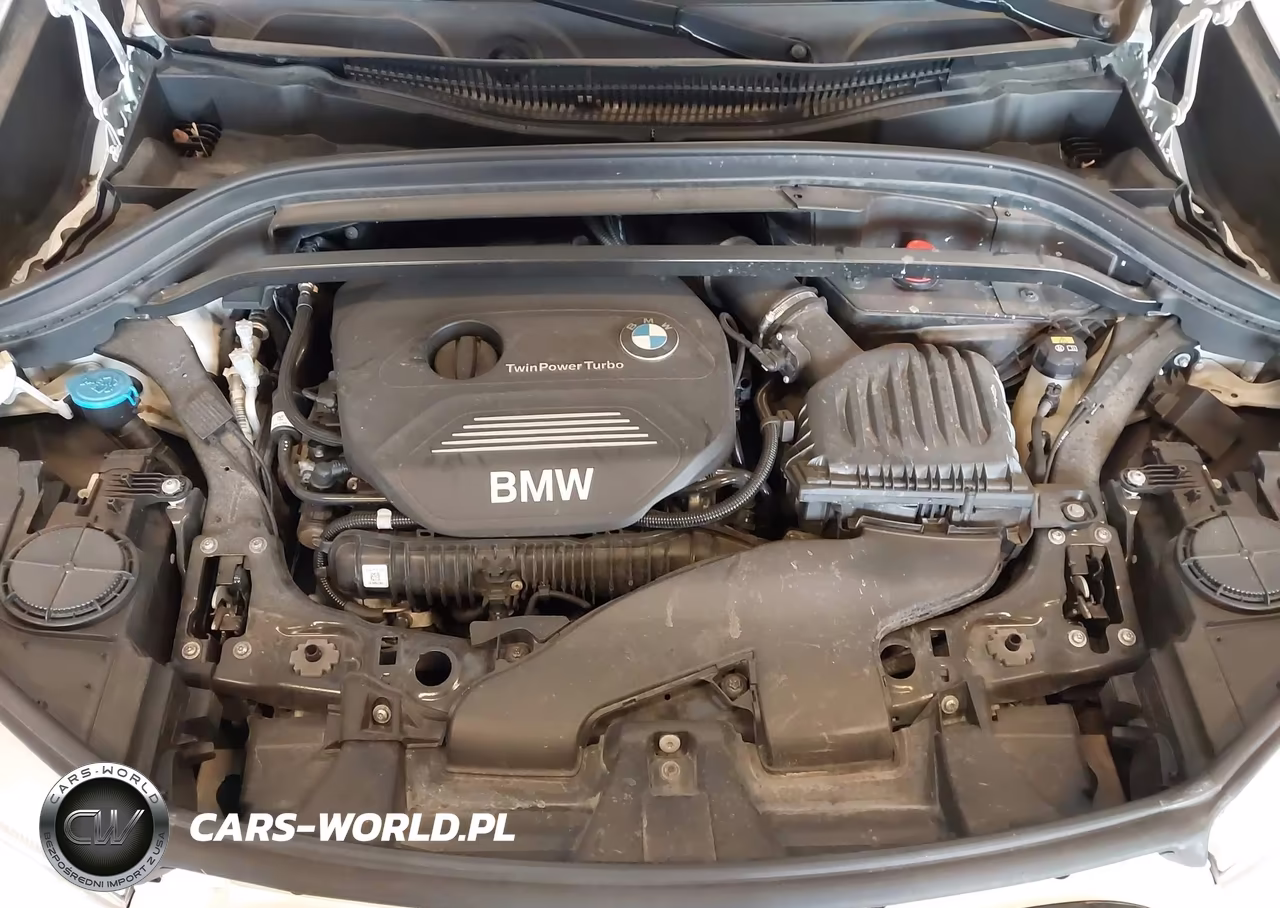 2018 BMW X1 xDrive28I VIN:WBXHT3C33J5K24694 - 10