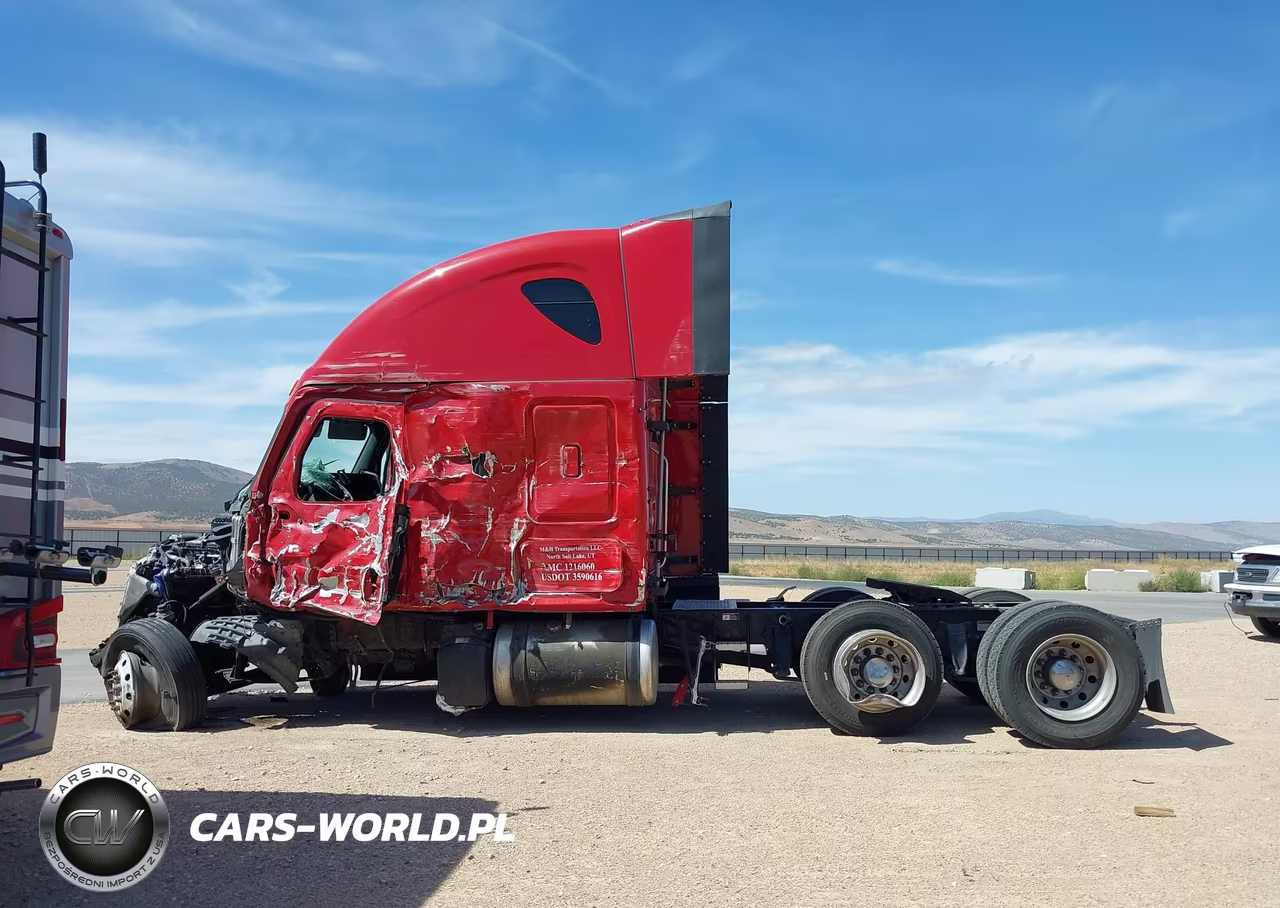2022 Freightliner New Cascadia 126 VIN:3AKJHHDR3NSMF9395 - 14