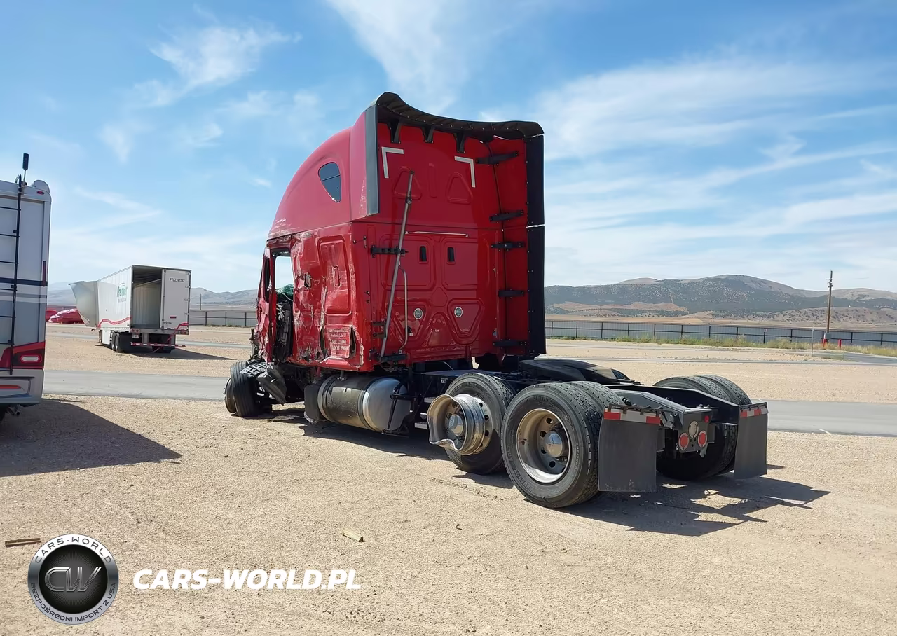 2022 Freightliner New Cascadia 126 VIN:3AKJHHDR3NSMF9395 - 3
