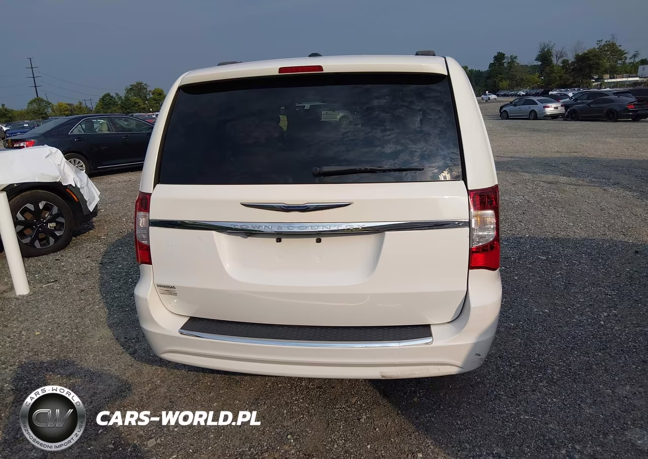 2013 Chrysler Town & Country Touring VIN:2C4RC1BG6DR557490 - 16