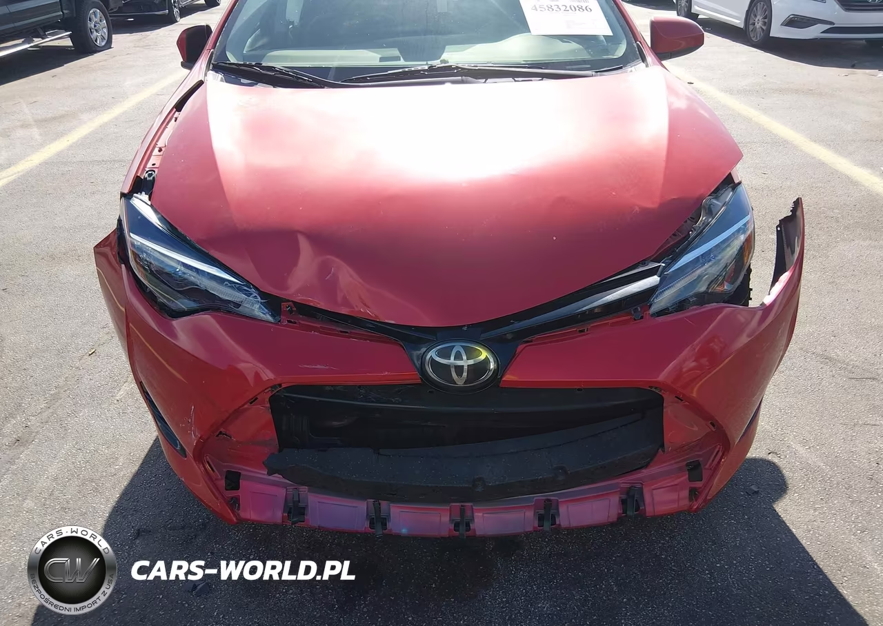2018 Toyota Corolla Le VIN:5YFBURHE6JP812461 - 6
