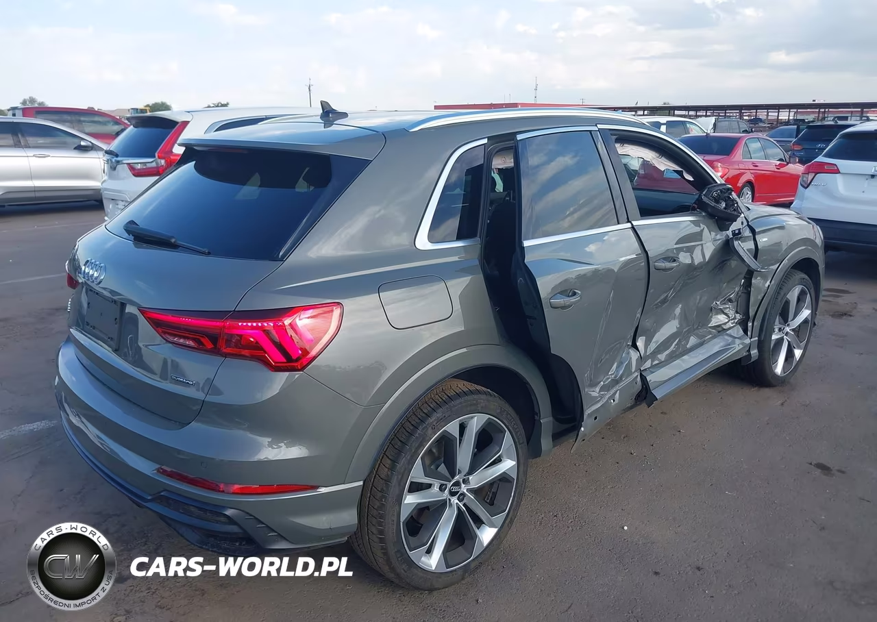 2020 Audi Q3 Premium Plus 45 Tfsi S Line Quattro Tiptronic VIN:WA1EECF38L1123404 - 4