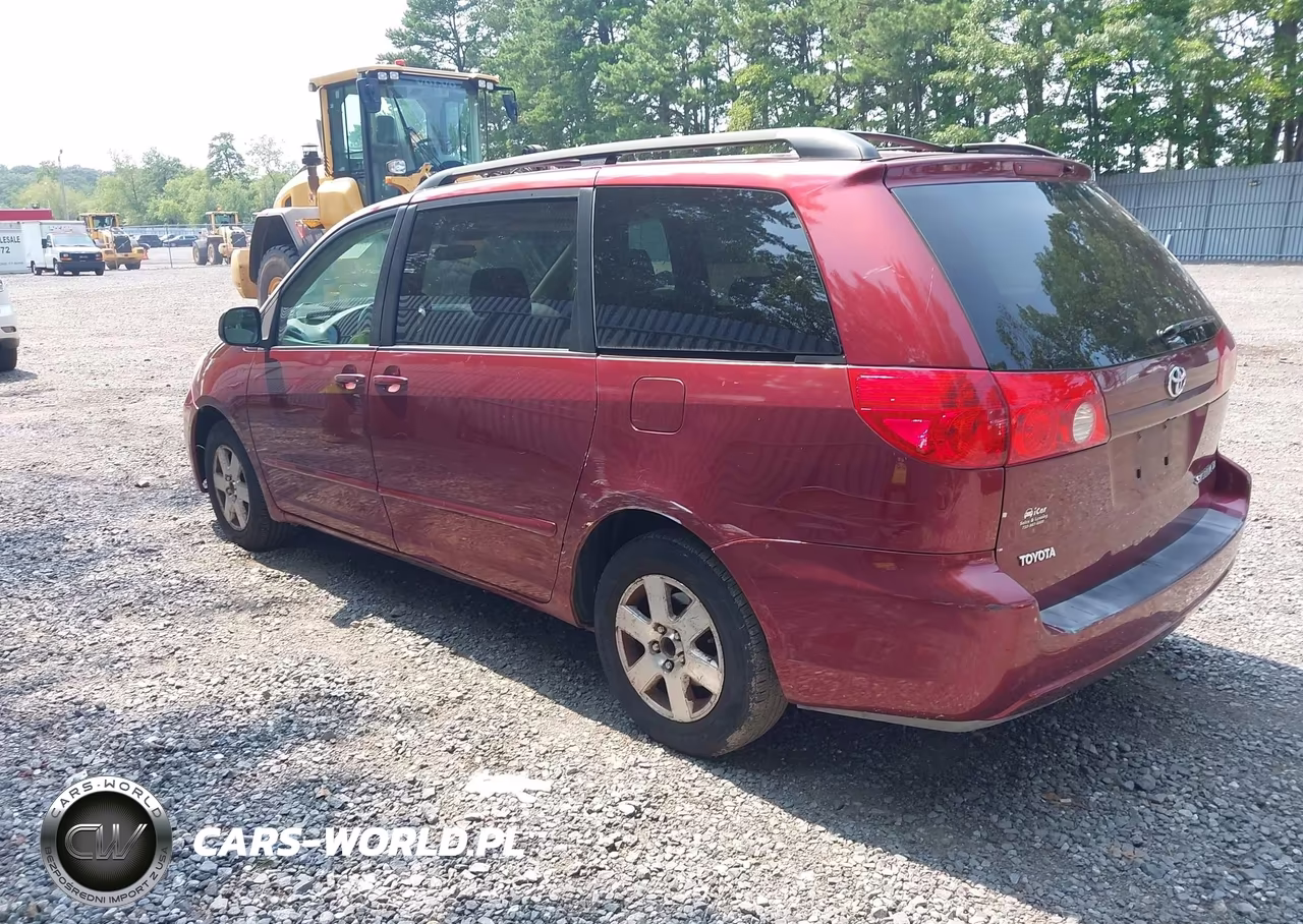 2007 Toyota Sienna Le VIN:5TDZK23C07S018136 - 3