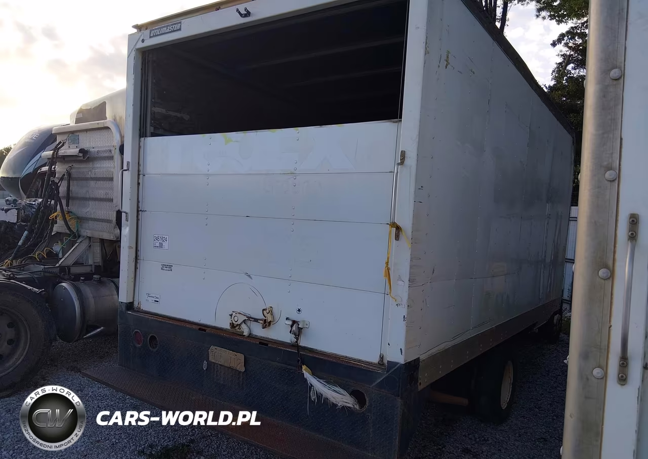 2016 Ford E-350 Cutaway VIN:1FDWE3FL7GDC33810 - 4