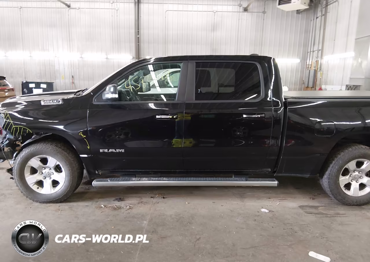 2020 Ram 1500 Big Horn 4X4 6'4 Box VIN:1C6SRFMT1LN288289 - 15