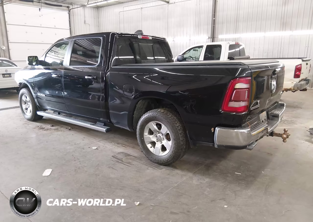 2020 Ram 1500 Big Horn 4X4 6'4 Box VIN:1C6SRFMT1LN288289 - 3
