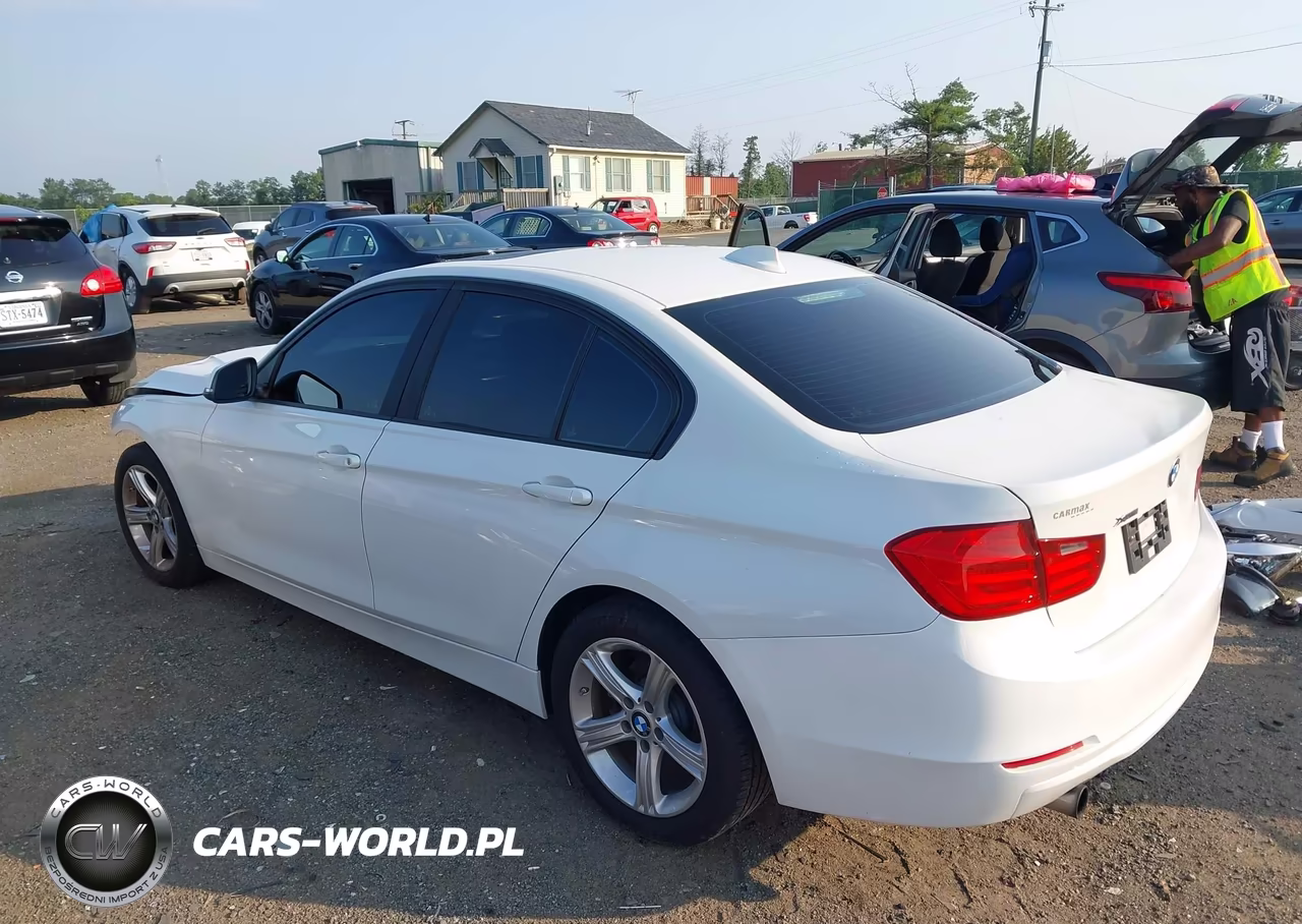 2015 BMW 320I xDrive VIN:WBA3C3G52FNT51976 - 3