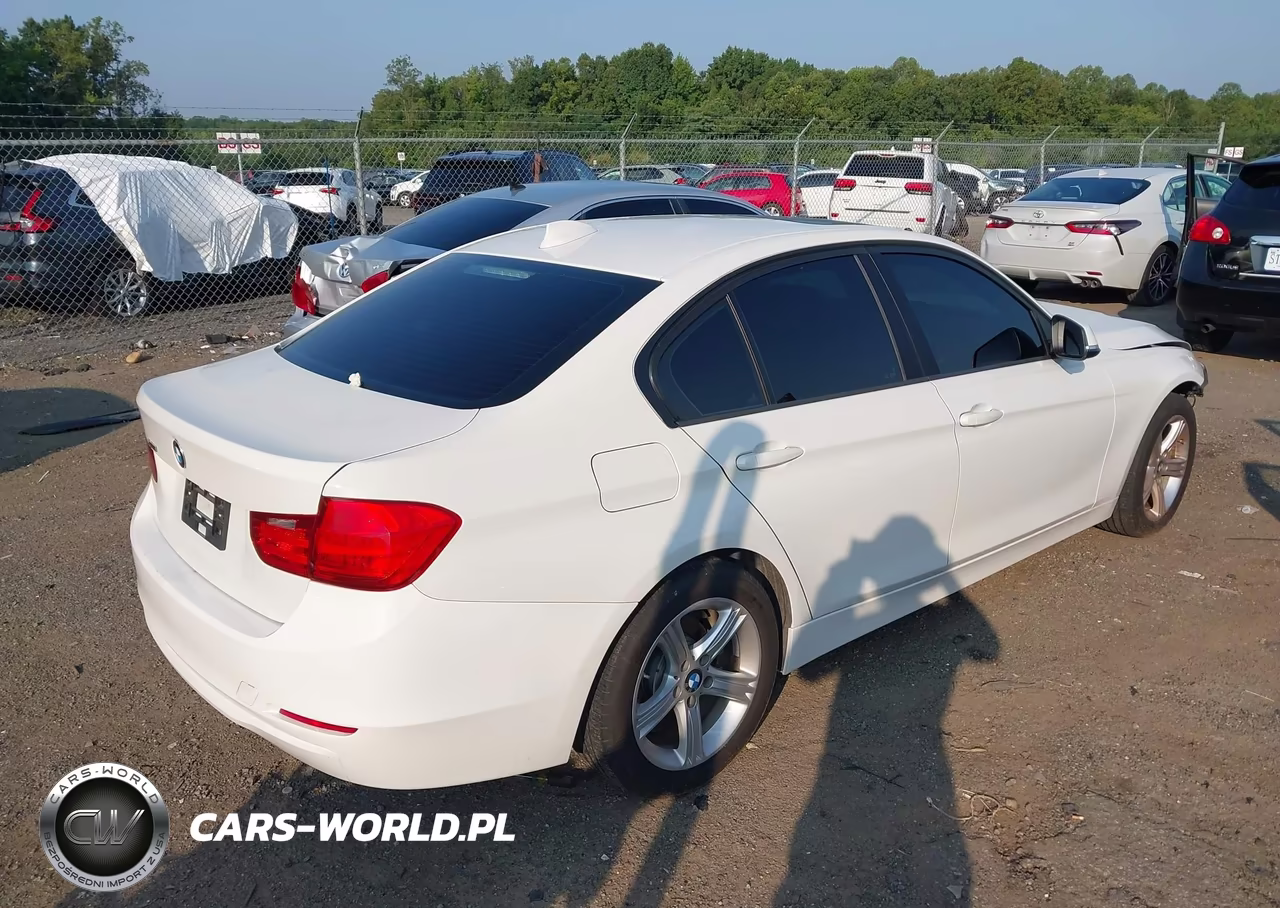 2015 BMW 320I xDrive VIN:WBA3C3G52FNT51976 - 4