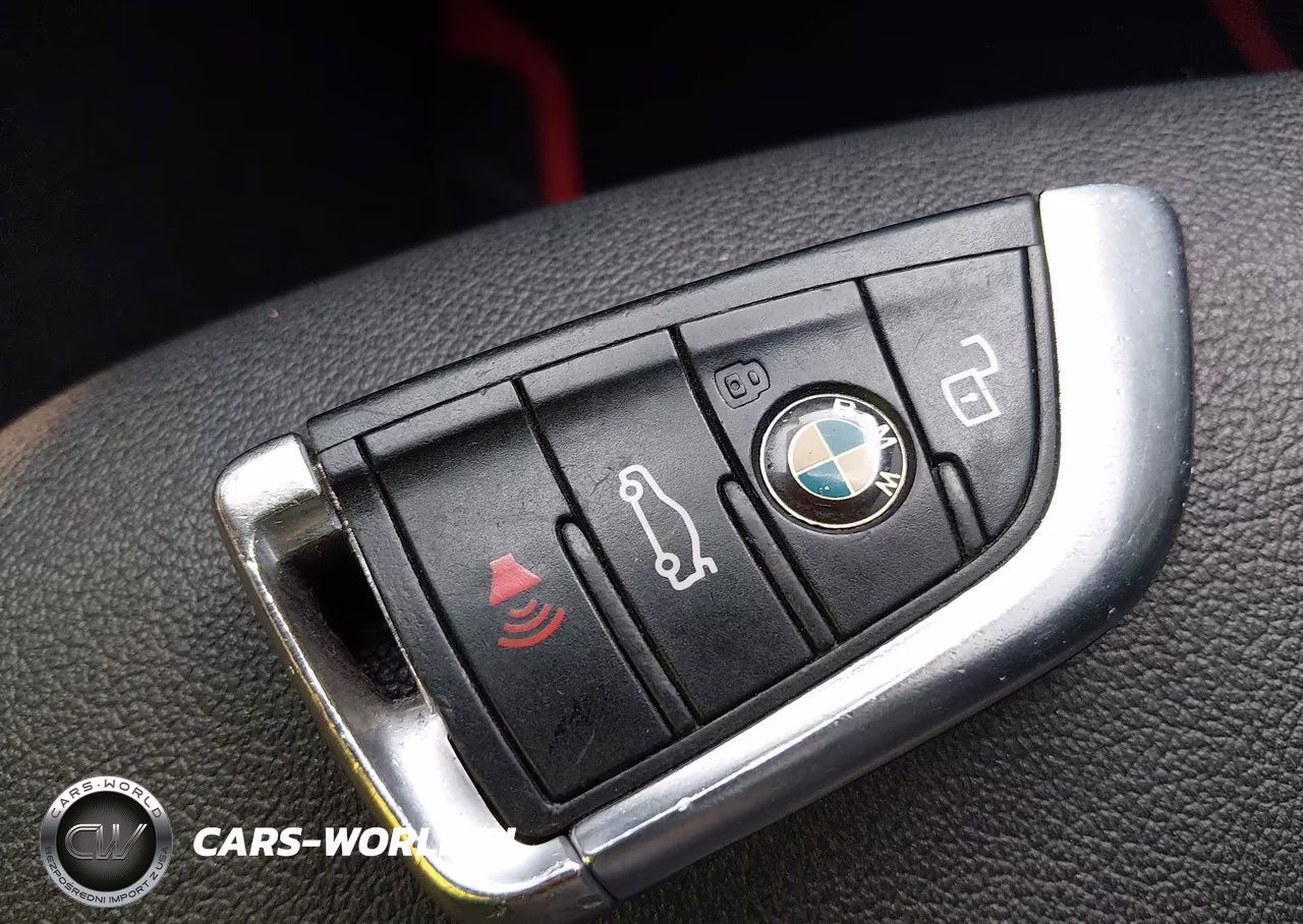 2020 BMW 330I xDrive VIN:3MW5R7J04L8B24668 - 11
