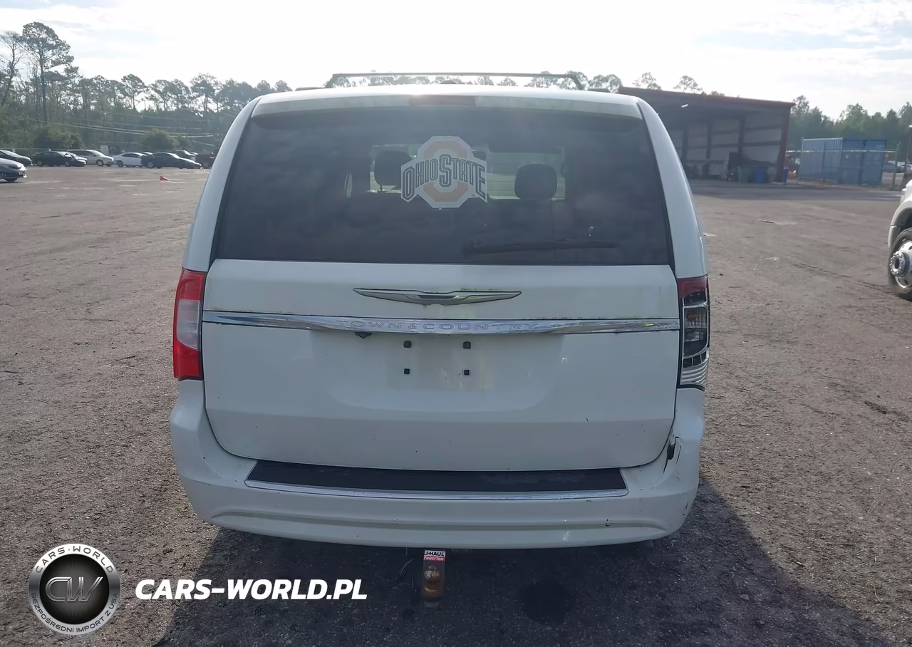 2016 Chrysler Town & Country Touring VIN:2C4RC1BG5GR128717 - 16