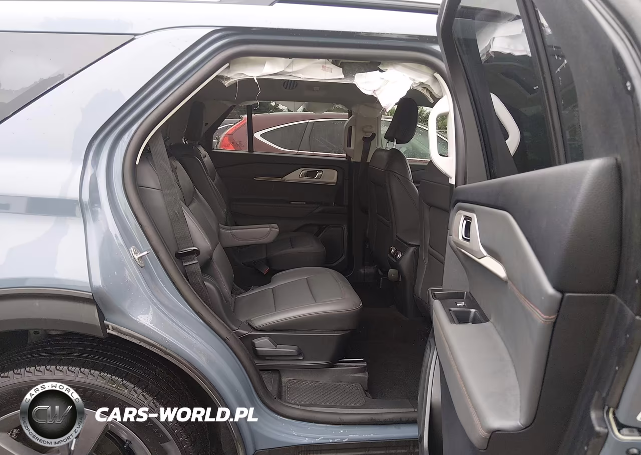 2025 Ford Explorer Active VIN:1FMUK8DH4SGB55859 - 8