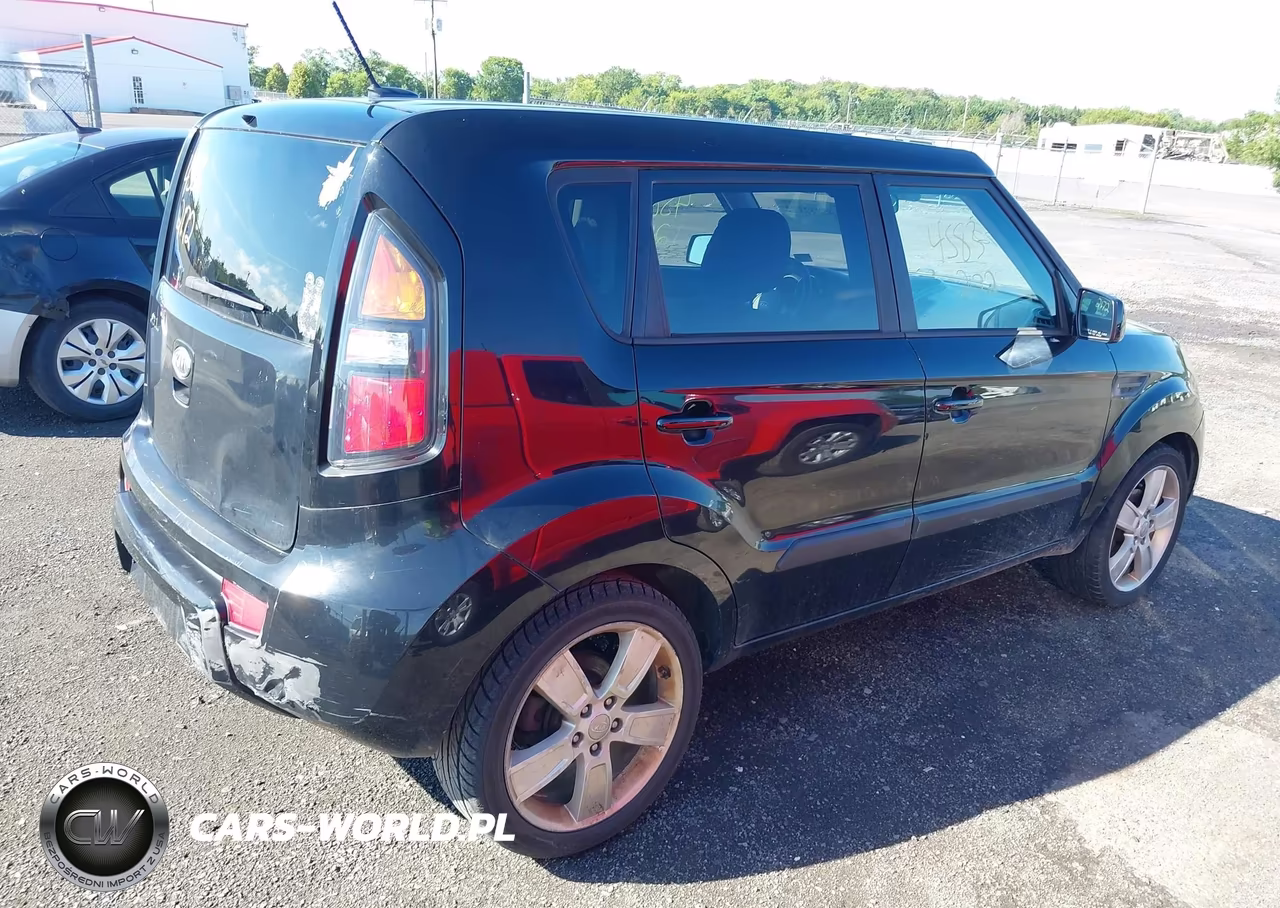 2011 Kia Soul ! VIN:KNDJT2A21B7273790 - 4