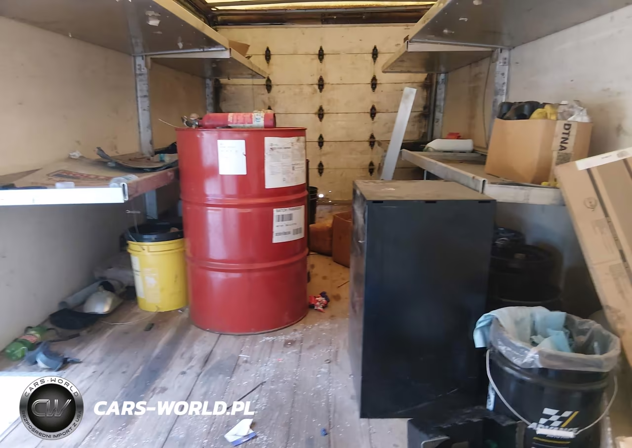 2016 GMC Savana Cutaway 3500 VIN:1GD37TCGXG1262000 - 7