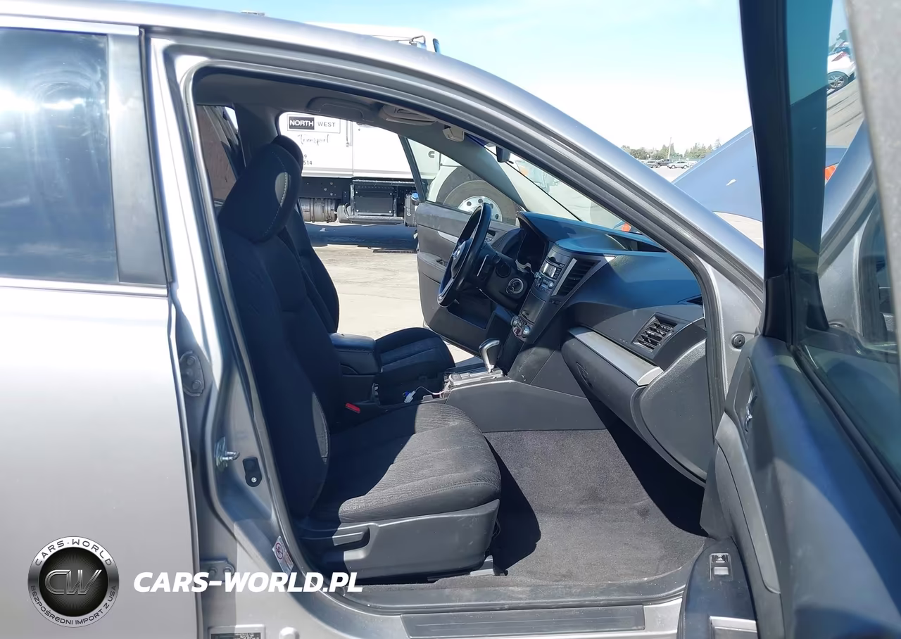 2011 Subaru Legacy 2.5I Premium VIN:4S3BMBB60B3220346 - 5