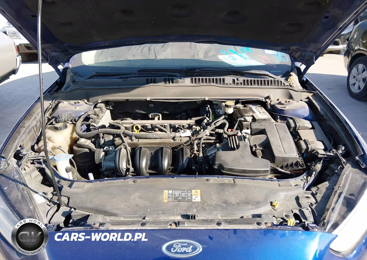 2015 Ford Fusion S VIN:3FA6P0G79FR252630 - 10