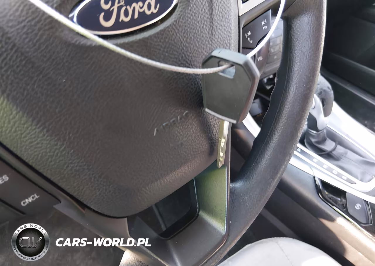 2015 Ford Fusion S VIN:3FA6P0G79FR252630 - 11