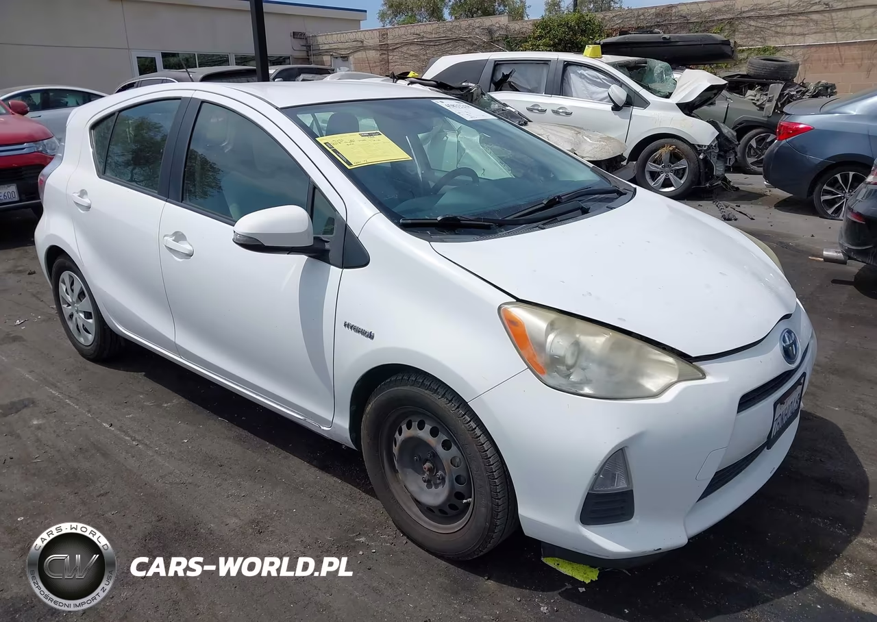 2013 Toyota Prius C One