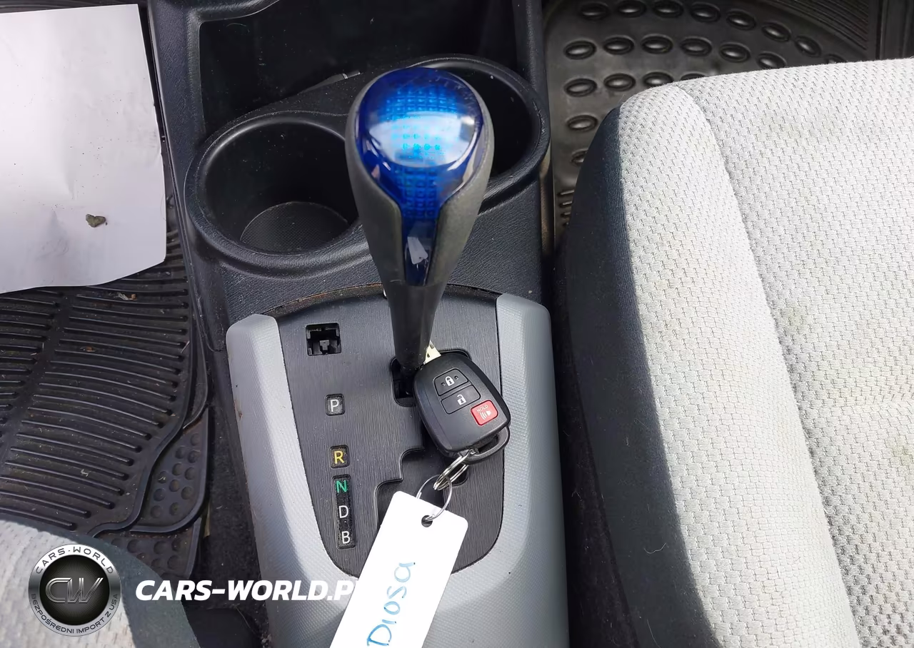 2013 Toyota Prius C One VIN:JTDKDTB30D1546125 - 11
