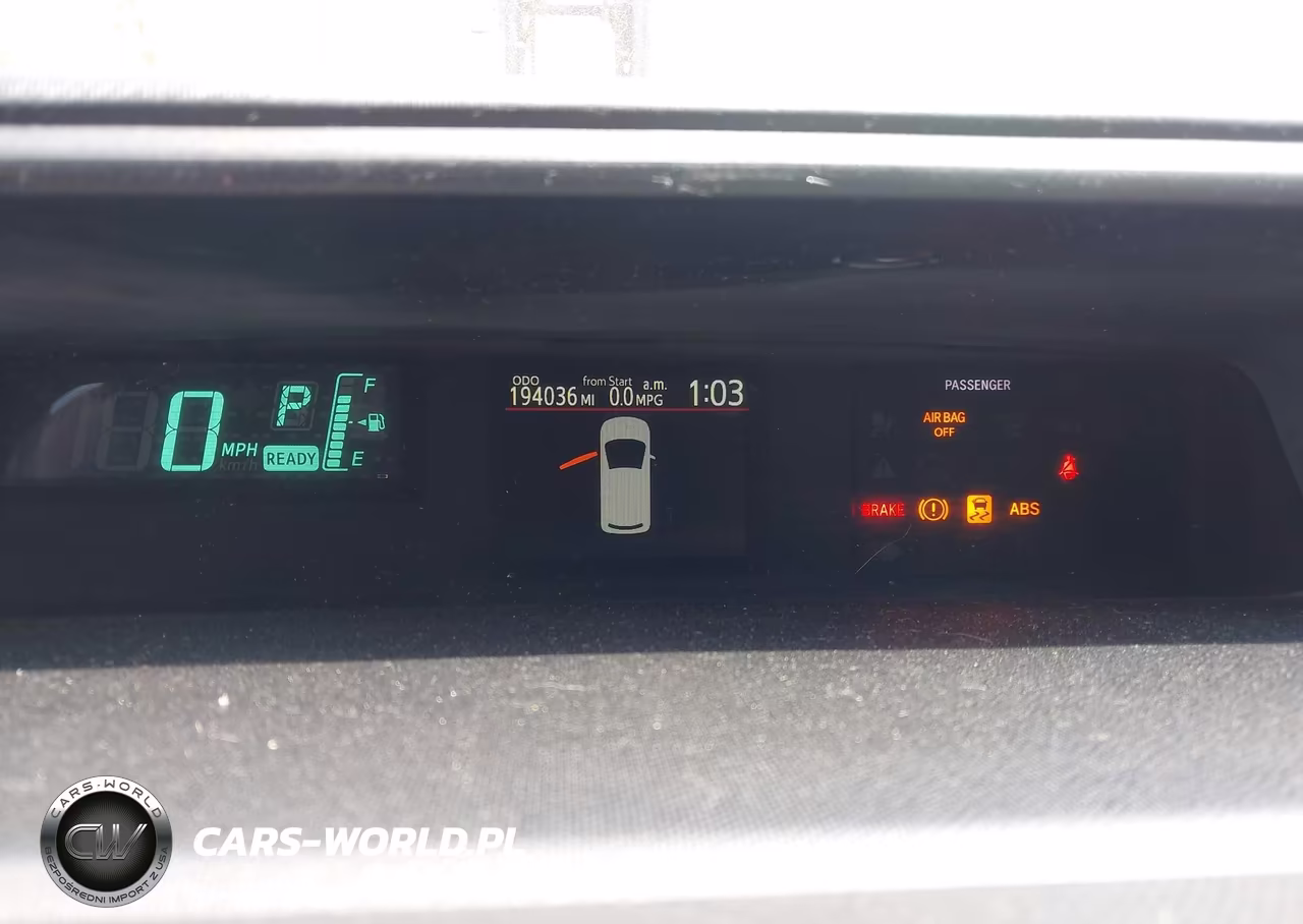 2013 Toyota Prius C One VIN:JTDKDTB30D1546125 - 7