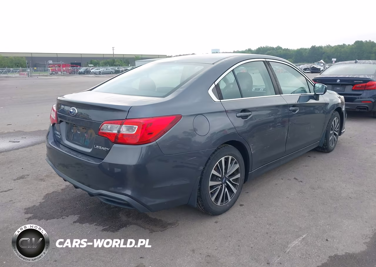 2018 Subaru Legacy 2.5I VIN:4S3BNAB68J3002306 - 4