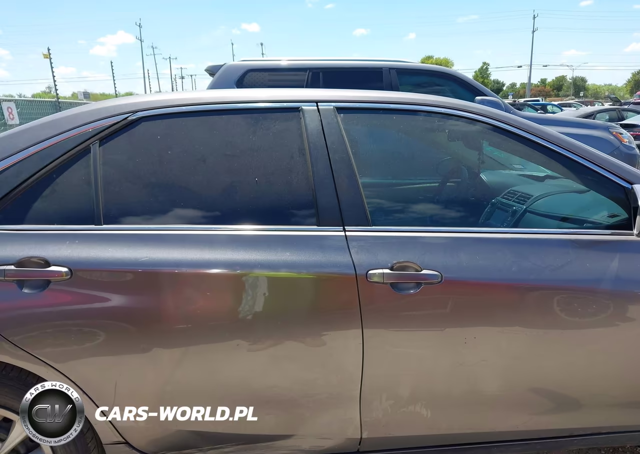 2015 Toyota Camry Le VIN:4T4BF1FK6FR471269 - 12