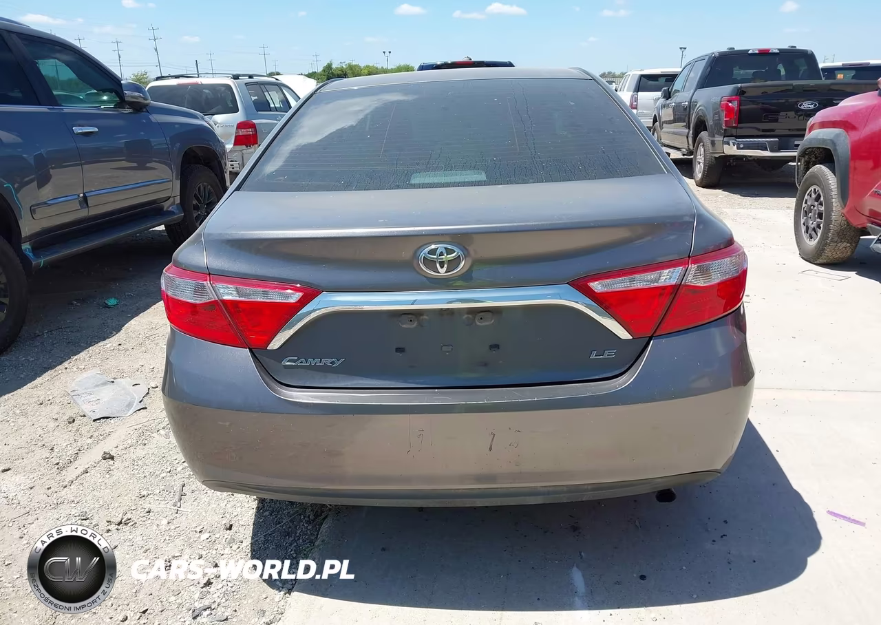 2015 Toyota Camry Le VIN:4T4BF1FK6FR471269 - 15