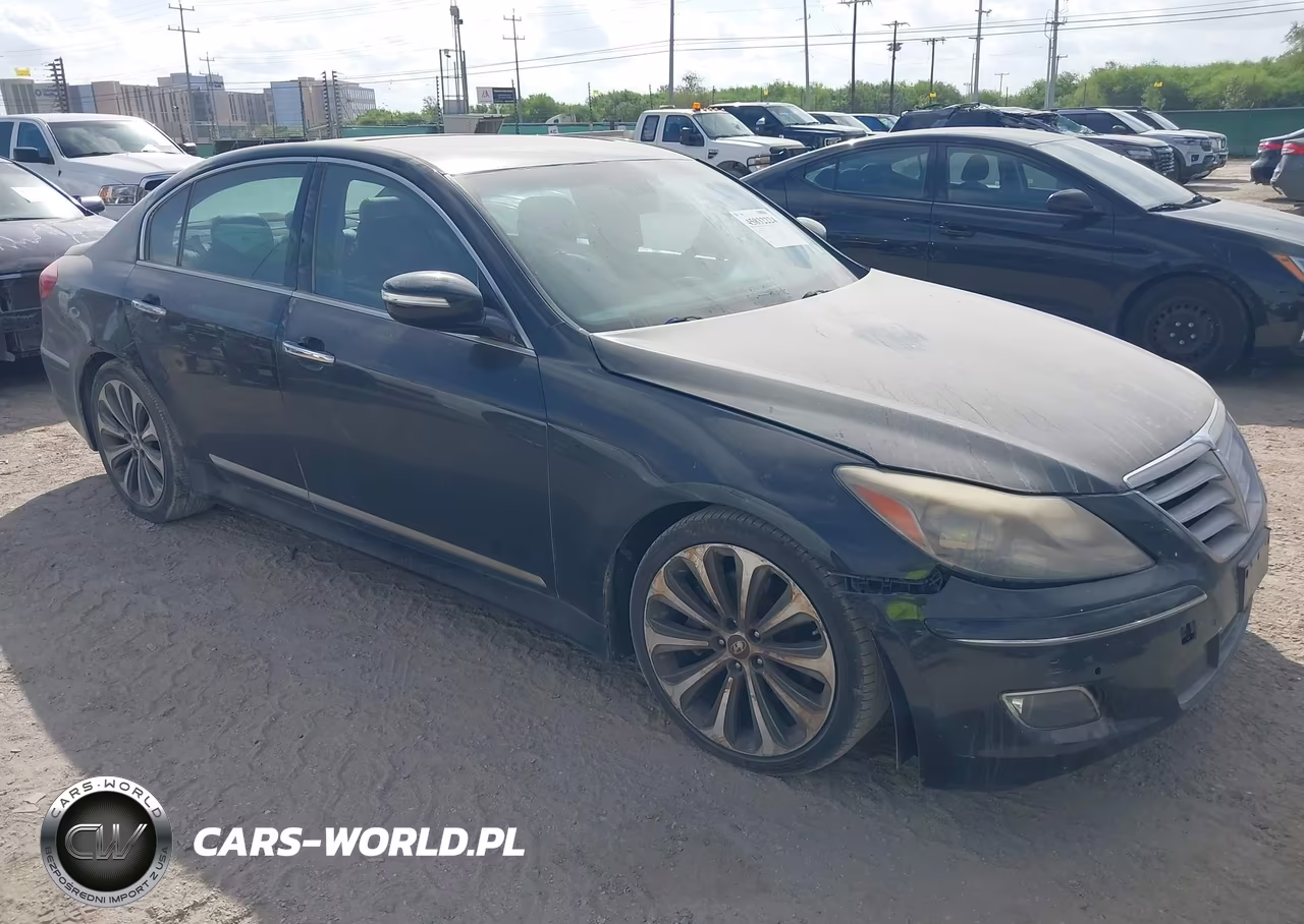 2013 Hyundai Genesis 5.0 R-Spec – zdjęcie 1 z 10