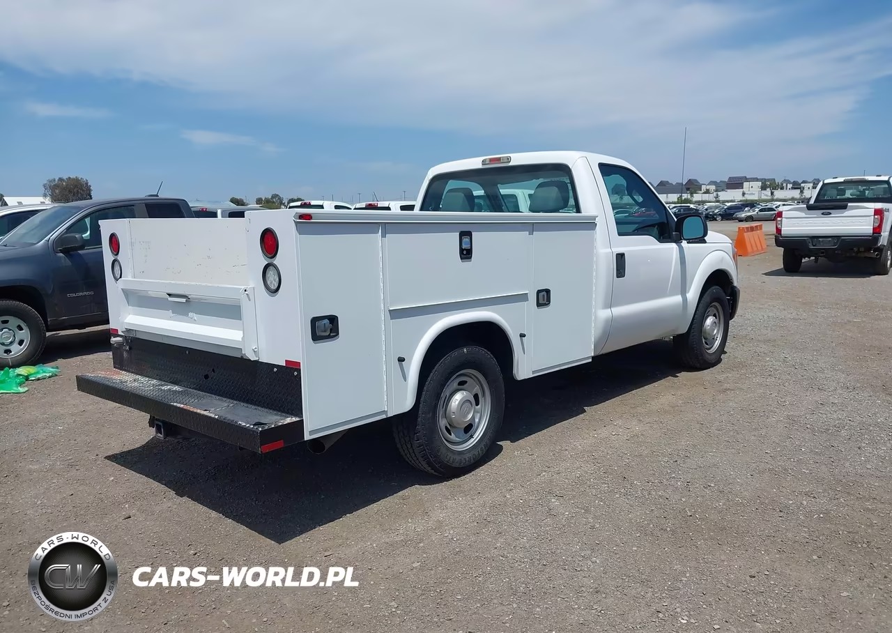 2016 Ford F-250 Xl VIN:1FDBF2A62GED31158 - 4