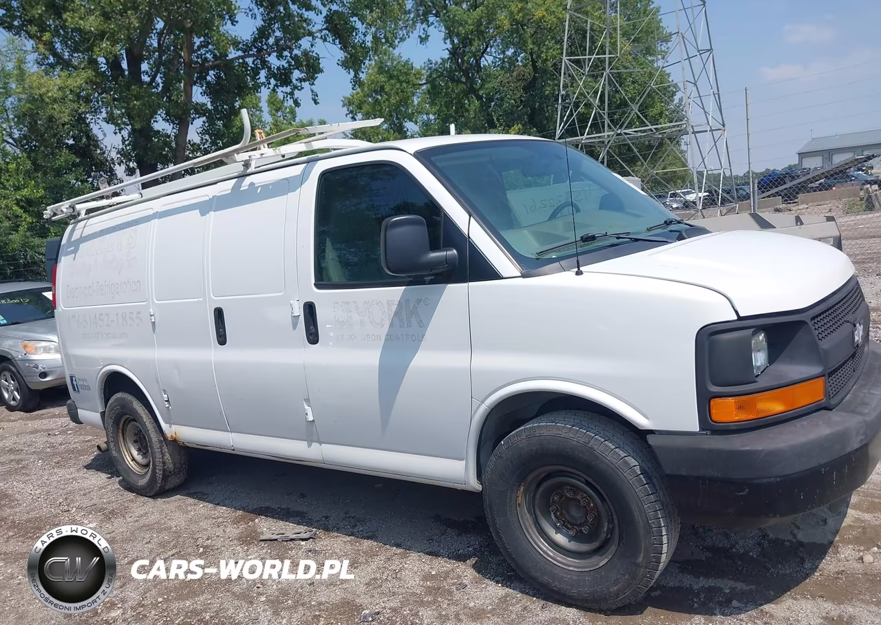 2015 Chevrolet Express 2500 Work Van VIN:1GCWGFCF0F1283107 - 13