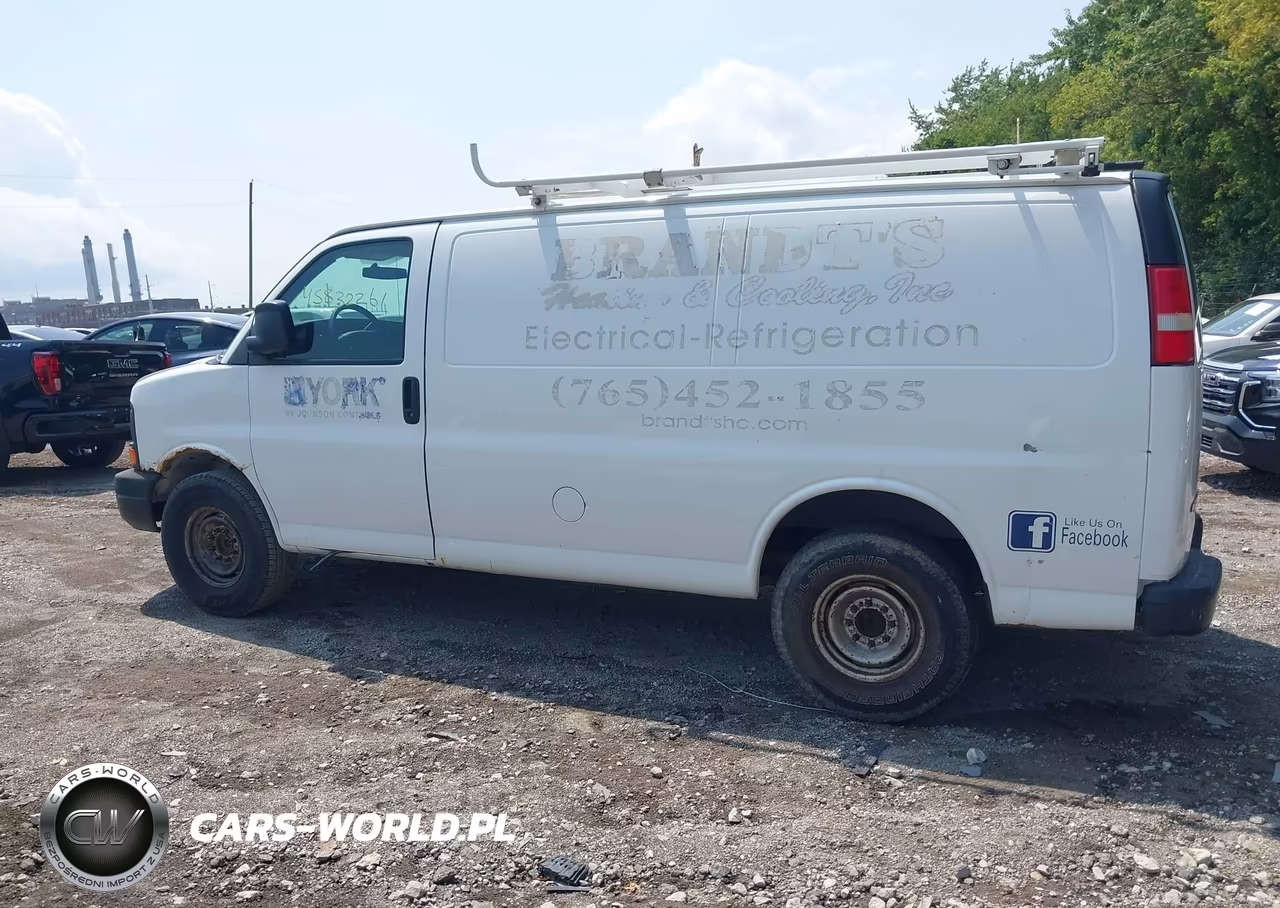 2015 Chevrolet Express 2500 Work Van VIN:1GCWGFCF0F1283107 - 14