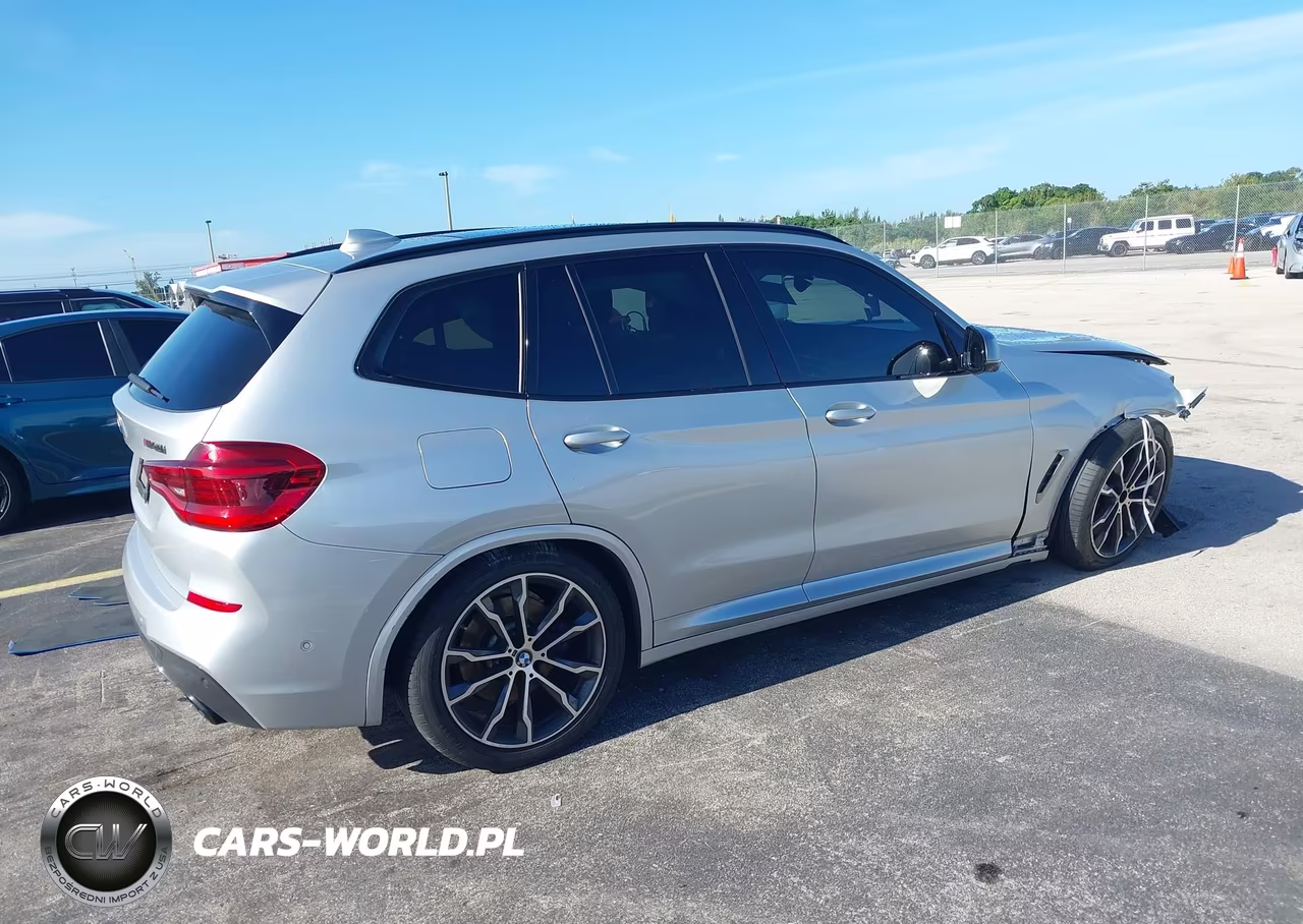2018 BMW X3 M40I VIN:5UXTS3C54J0Y94777 - 4